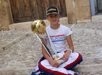 La benissera Maya Weug, ganadora de la Copa Mundial de la WSK Final Cup