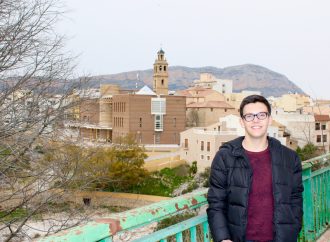 El joven Joan Cholbi consigue una de las becas de la Fundación Amancio Ortega