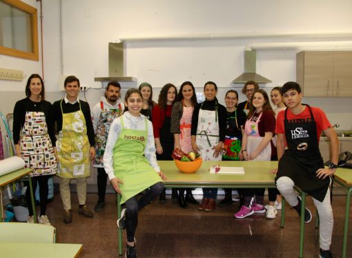 Alumn@s del IES Josep Iborra de Benissa aprenden a cocinar antes de irse a la universidad