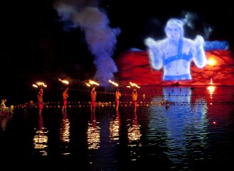 Terra Mítica amplía su horario en agosto con el espectáculo nocturno Mare Nostrum