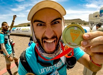El atleta Santi Ferrando completa los 257 km de la Marathon des Sables por el desierto del Sáhara