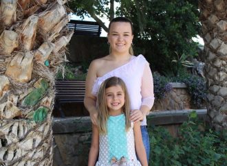 Tarde de Reinas con Paula Llobell Valverde y María Bisquert Llobell