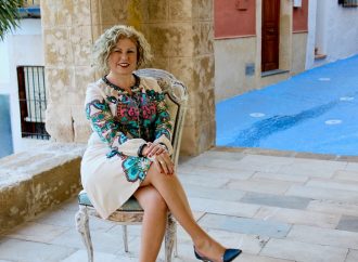 Mari Carmen Tosina: «Siempre agradecida de mis clientas»