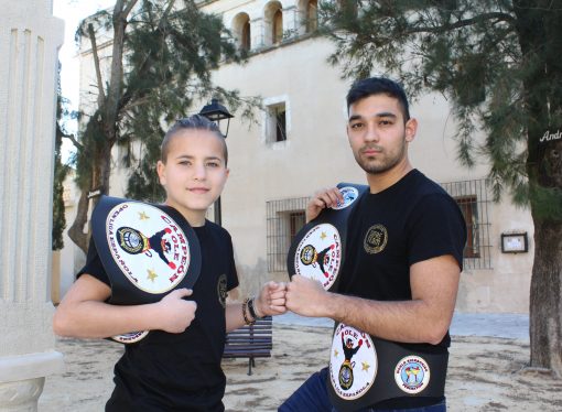 Alejandro Gallo Valencia y Masson Hodeib triunfan en el Kick Boxing