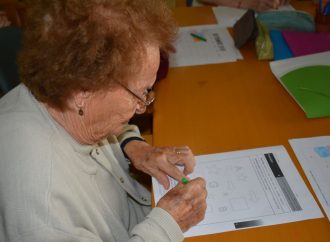 Teulada y Ondara se vuelcan con sus mayores