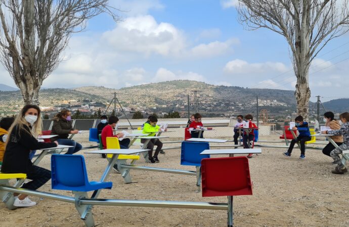 Las aulas exteriores convierten a la comunidad educativa de Benissa en pionera de toda la Comunitat Valenciana
