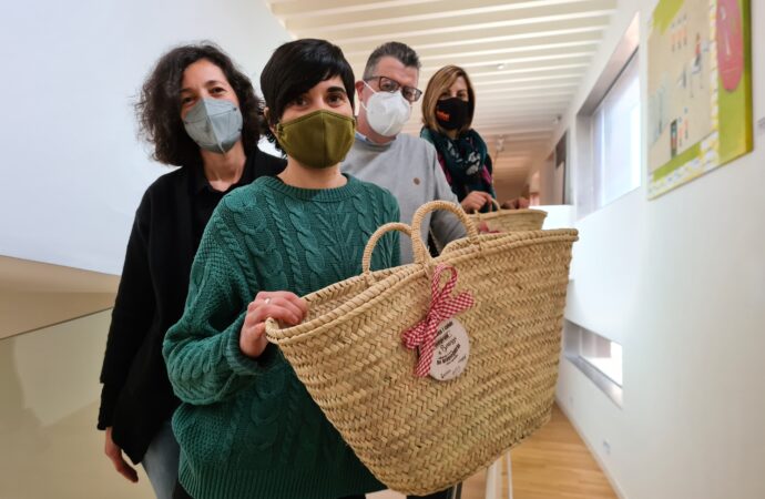 ‘Si vols mona i cabàs, comprant a Benissa ho aconseguiràs”, la nueva campaña comercial de Benissa