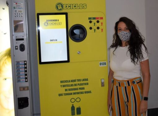 Portal de la Marina consigue más de 5.800 envases gracias a sus máquinas de Reciclos