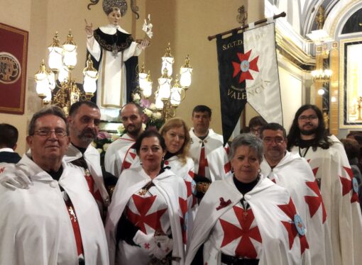 La Soberana Orden Templaria de San Bernardo de Claraval custodió a Sant Vicent Ferrer de Teulada en la procesión