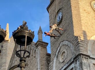 Mañana los artistas de Subcielo volarán Benissa bailando sobre su Basílica