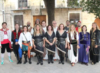 La nueva junta directiva de l’Associació de Moros i Cristians de Benissa prepara su “Mig any festero”