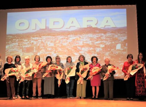 Ondara estrena el documental “Extraordinàries” amb la participació de 12 dones