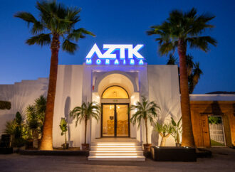 Inauguración de AZTK Moraira: El Nuevo Beach Club que revolucionará la escena musical en la Marina Alta