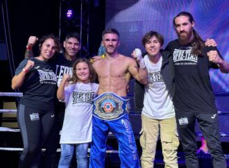 Carlos Sifre se corona campeón en el Campeonato de España de Full Contact Profesional