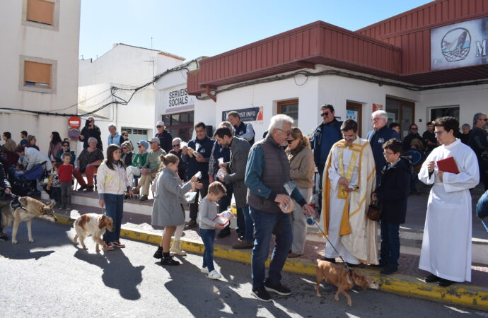 Benitatxell celebra la festividad de Sant Antoni y Sant Blai