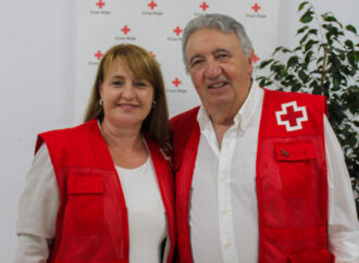 Cruz Roja rinde homenaje a la labor desarrollada por Simeón García, expresidente de la entidad en Teulada