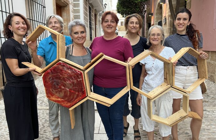 10 mujeres convierten el centro de Benissa en colmena cultural