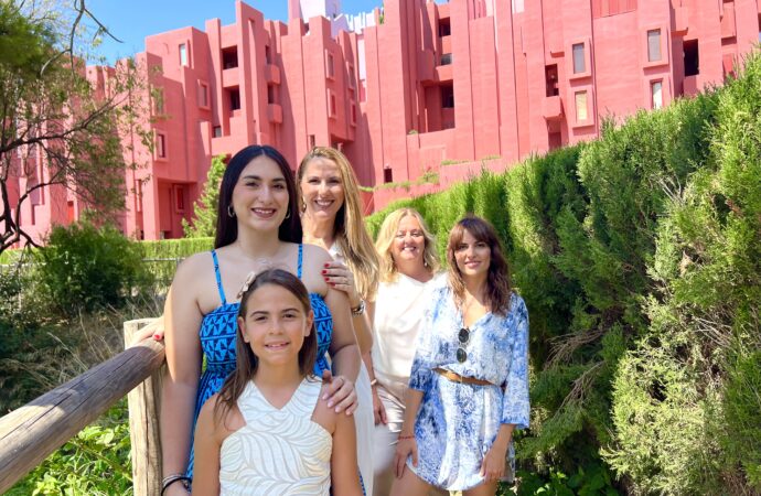 Calp da la bienvenida a sus fiestas patronales en honor a la Mare de Déu de les Neus