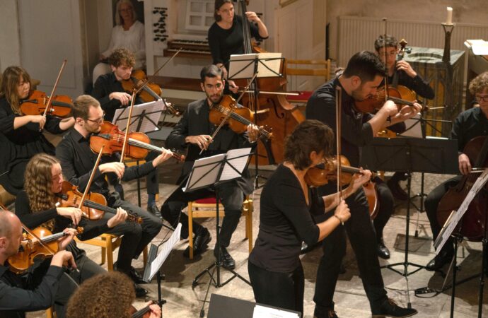 “Notas que viajan”, un encuentro musical entre la Joven Orquesta Filarmónica Rhein-Neckar de Alemania y alumnos del Conservatori Professional de Música de Teulada