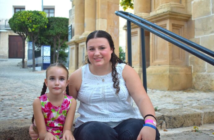 Alicia Arenas y Ariana Bisquert se convierten en las reinas de las fiestas de la Puríssima Xiqueta 2026
