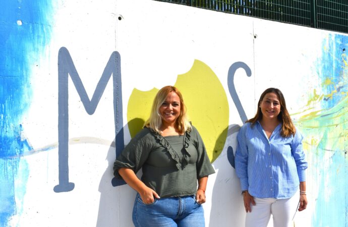 El arte urbano florece en Senija con un gran mural dedicado a la naturaleza en el MOS