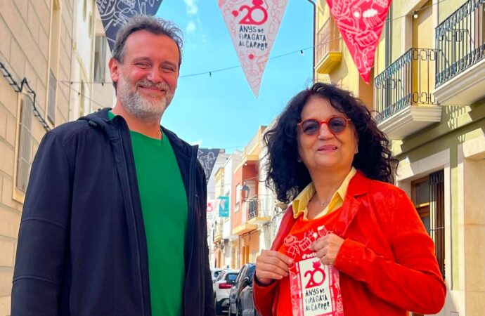 20 años de Fira Gata al Carrer, la feria que une comercio, cultura, gastronomía y artesanía