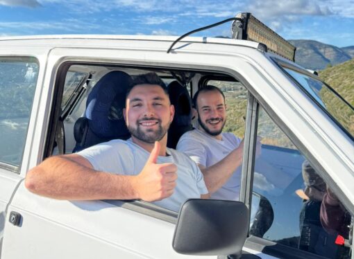 De xaló al desierto: aventura solidaria sobre ruedas con un seat marbella del 94