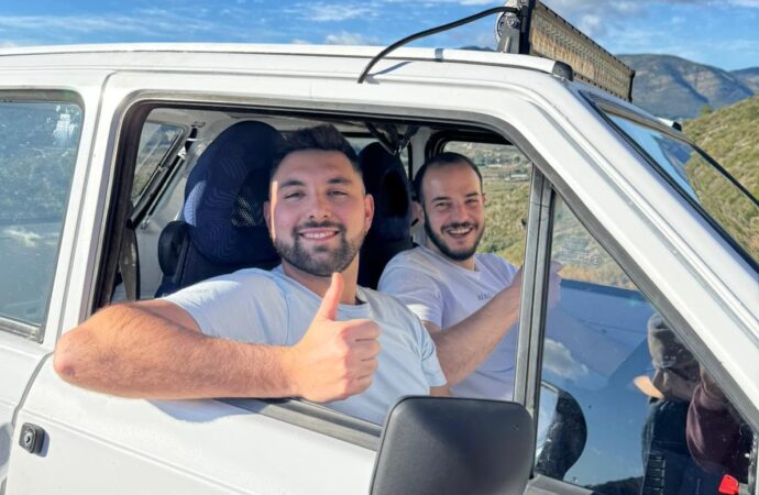 De xaló al desierto: aventura solidaria sobre ruedas con un seat marbella del 94