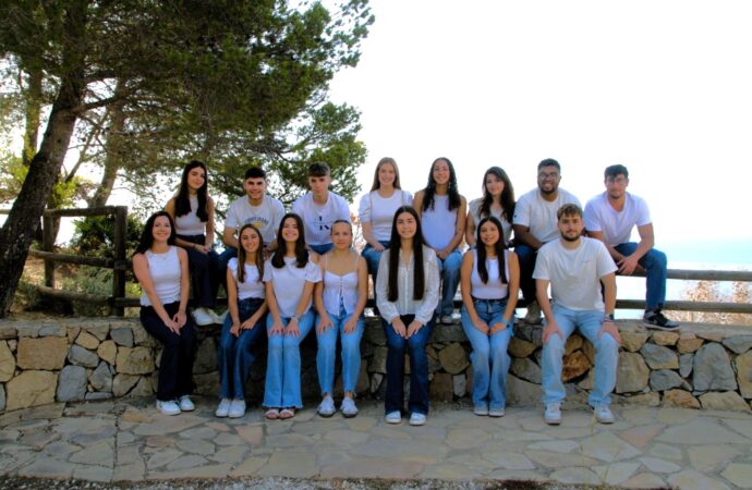 Benitatxell florece en fiestas: La Rosa llena de vida el municipio del 30 de abril al 10 de mayo