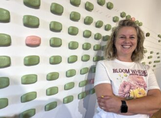 Marga Cano transforma Benissa en un univers de contes i simbolisme