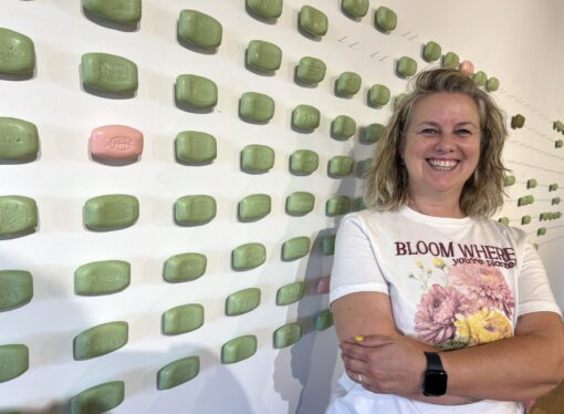Marga Cano transforma Benissa en un univers de contes i simbolisme