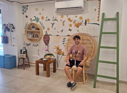 Caminitos inaugura en Moraira su muestra más introspectiva