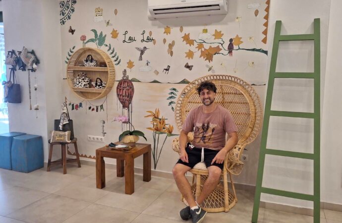 Caminitos inaugura en Moraira su muestra más introspectiva
