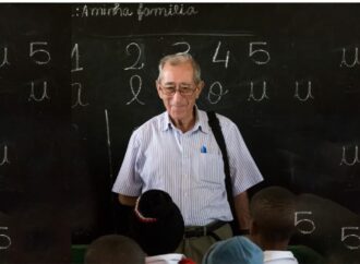 Trece proyectos de 12 países optan a la III Edición del Premio Internacional Vicent Berenguer a la Educación