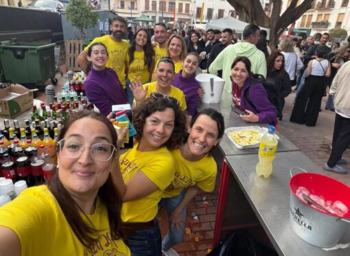 Benissa escalfa motors per a un Mig Any de Quintades amb festa, música i molta germanor