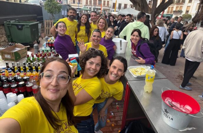 Benissa escalfa motors per a un Mig Any de Quintades amb festa, música i molta germanor