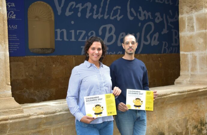 Alberto Robles y Aurora Rivera ponen rostro a la lucha contra el cáncer de osteosarcoma en un calendario solidario