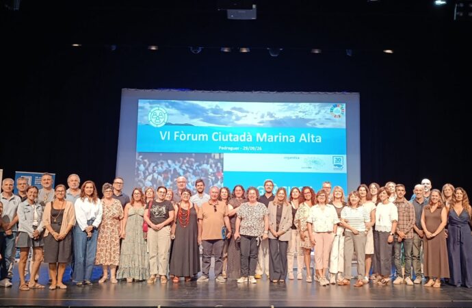 El VI Foro Ciudadano por el Empleo reúne a 80 personas para abordar el futuro laboral de la Marina Alta
